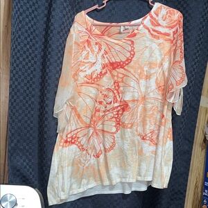 Plus size Butterfly Print Women's Top